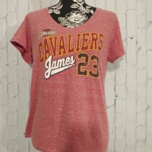 Cavaliers James 23 NBA Tee Large